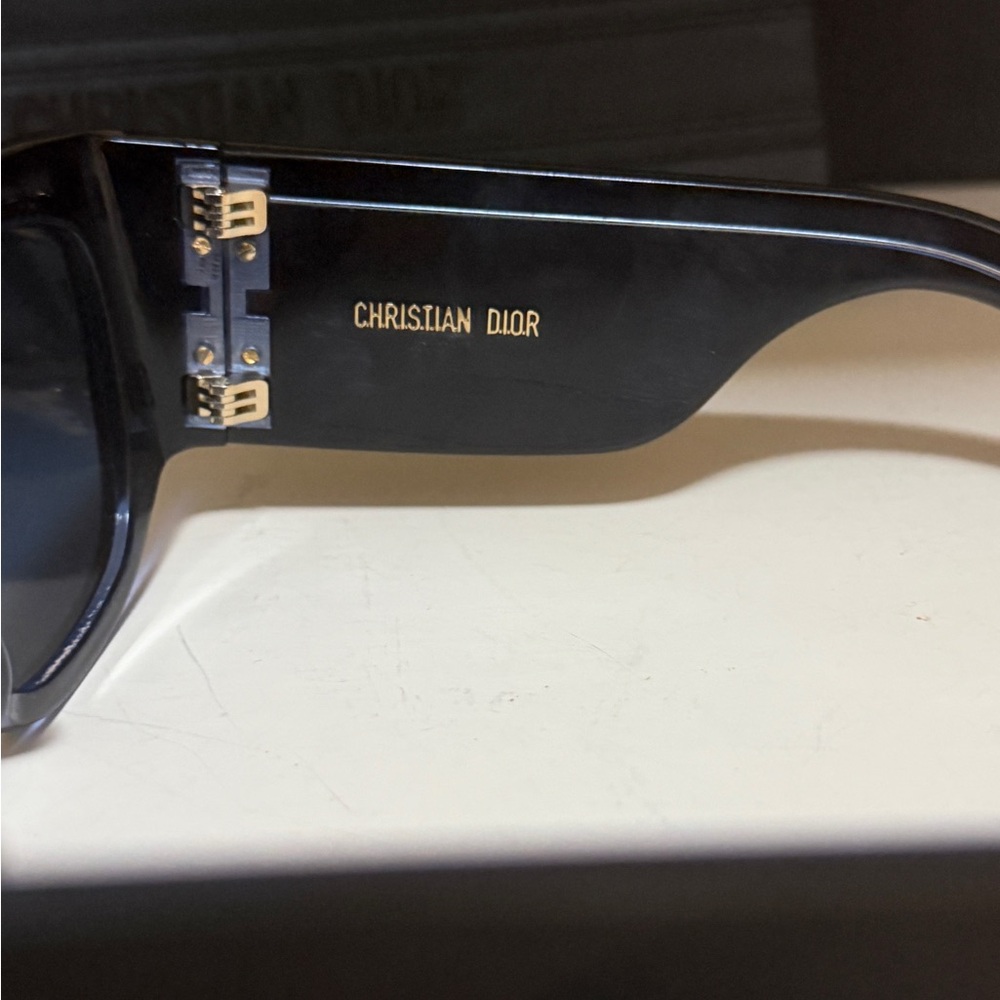 Dior Black and Blue Sunglasses - Picture 7 of 9